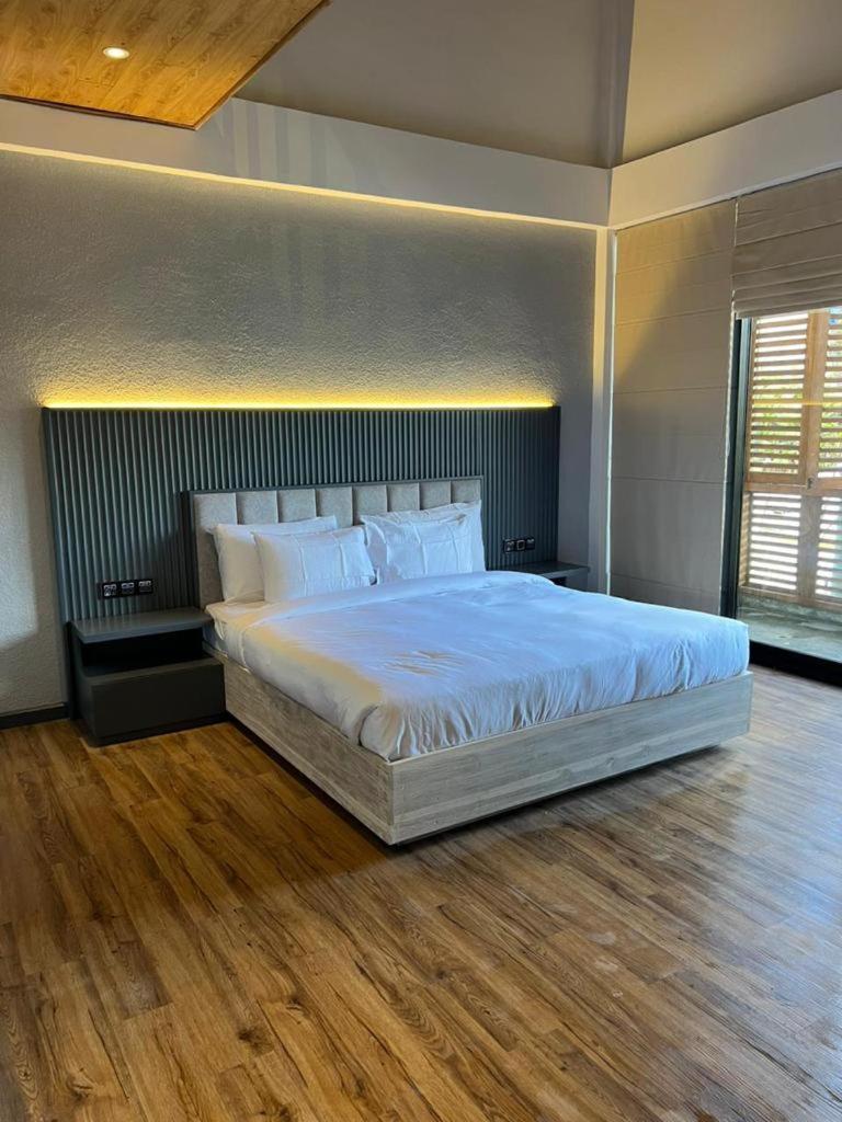 Highland Stonehouse Luxury Boutique Hotel Nuwara Eliya Exterior photo