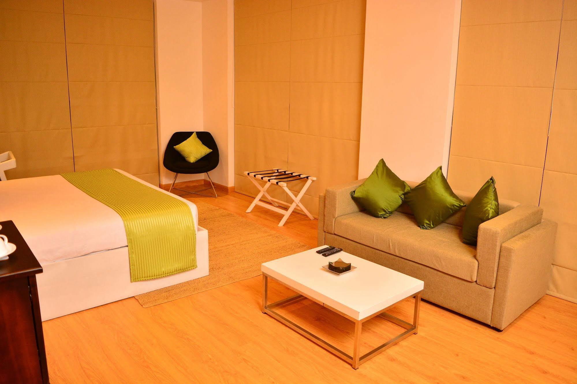 Highland Stonehouse Luxury Boutique Hotel Nuwara Eliya Exterior photo